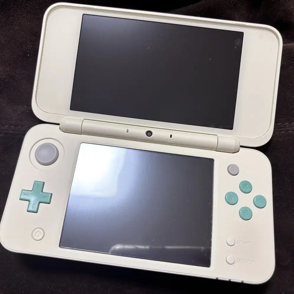 닌텐도 2dsxl 동물의숲 에디션 s급