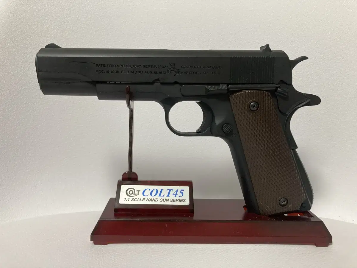 콜트 M1911A1 비비탄 에어건 진열품 거의새거