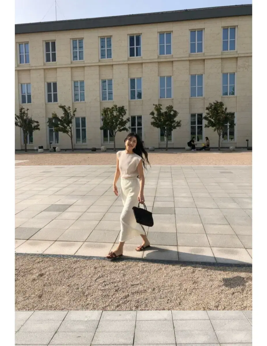 포플린 블라우스+스커트 set (드윌 마크들리 아키텍트 미엘 자라 cos