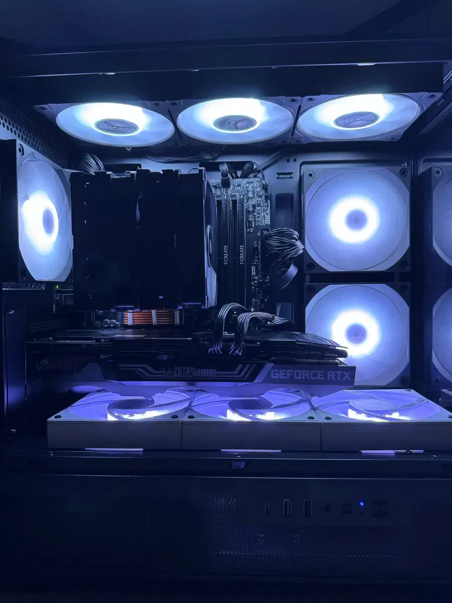 라이젠 9600x / RTX3080 고사양 게이밍 컴퓨터