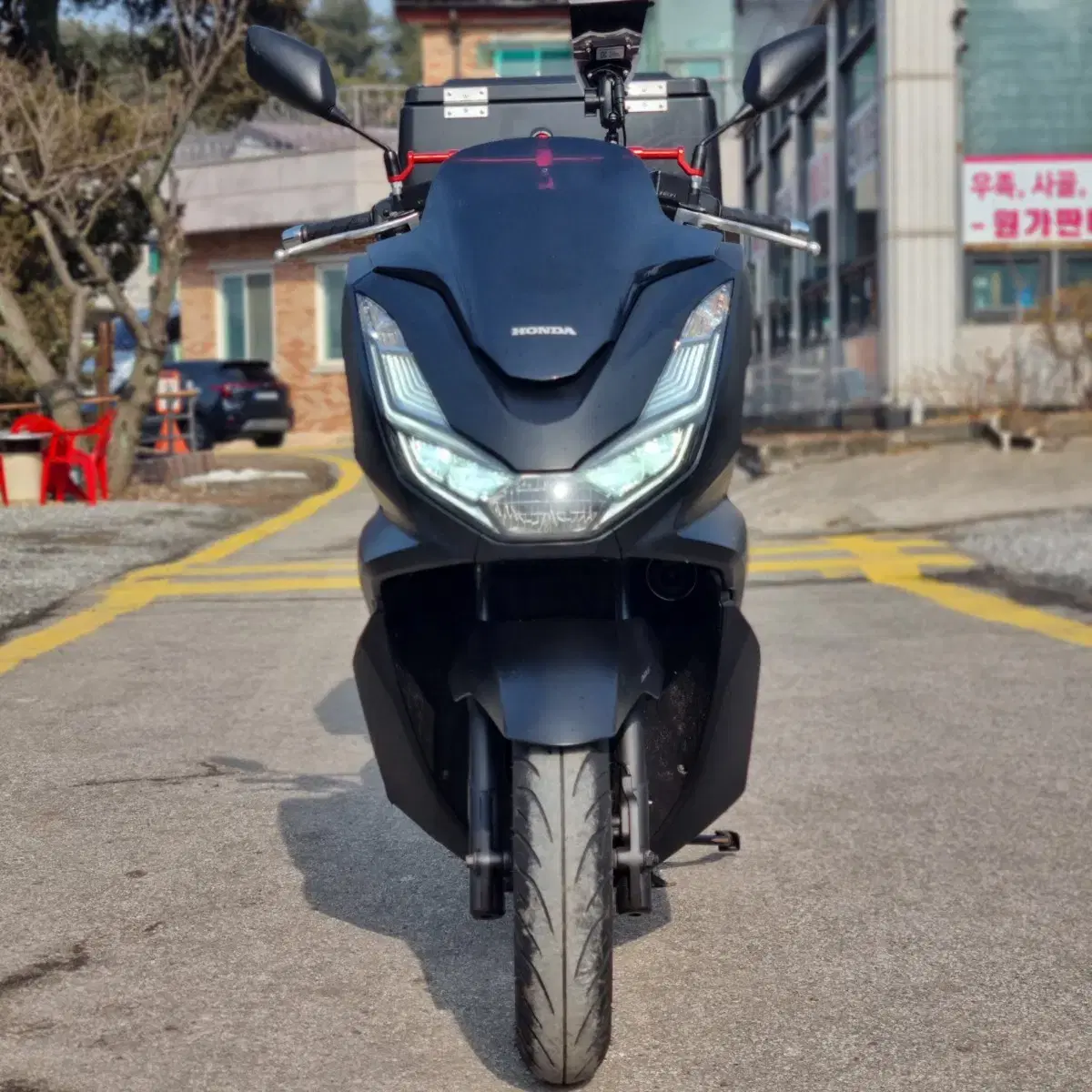 혼다 PCX125 24년식 1만KM 신차급컨디션 배달셋팅 판매합니다