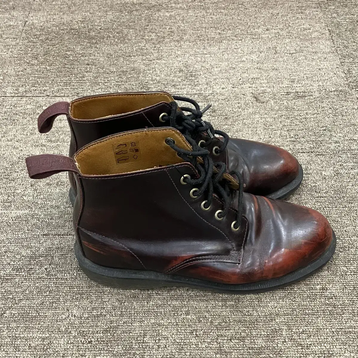 (250) Dr.martens 닥터마틴 에멀린 5홀