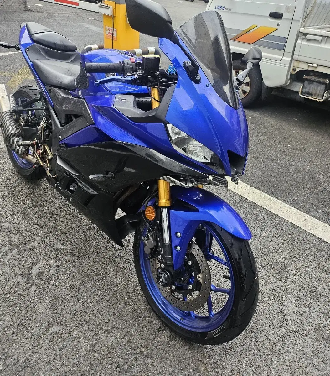 야마하 YZF-R3 2019년식 블루 팝니다