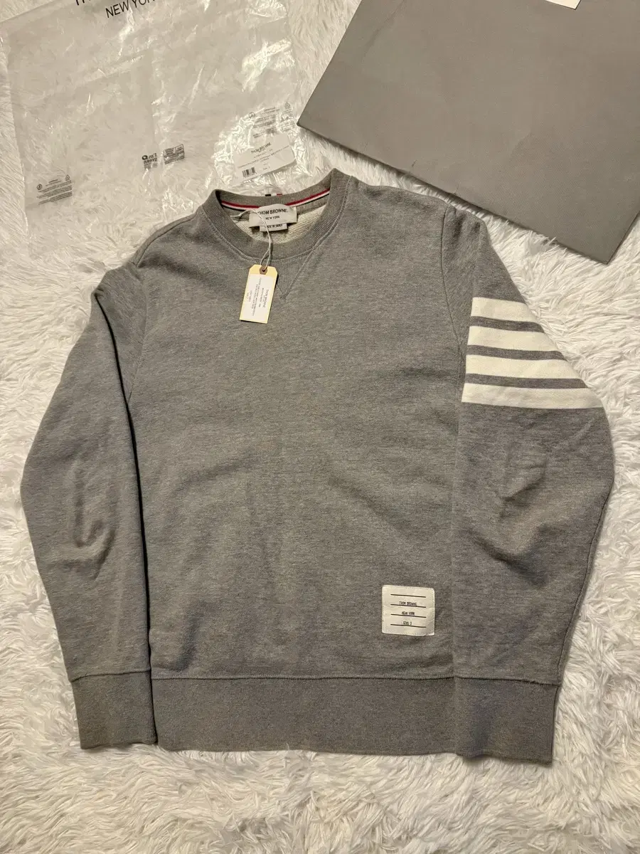 [22SS/3Size/A-Grade] TOM BROWN Diagonal Sweatshirt