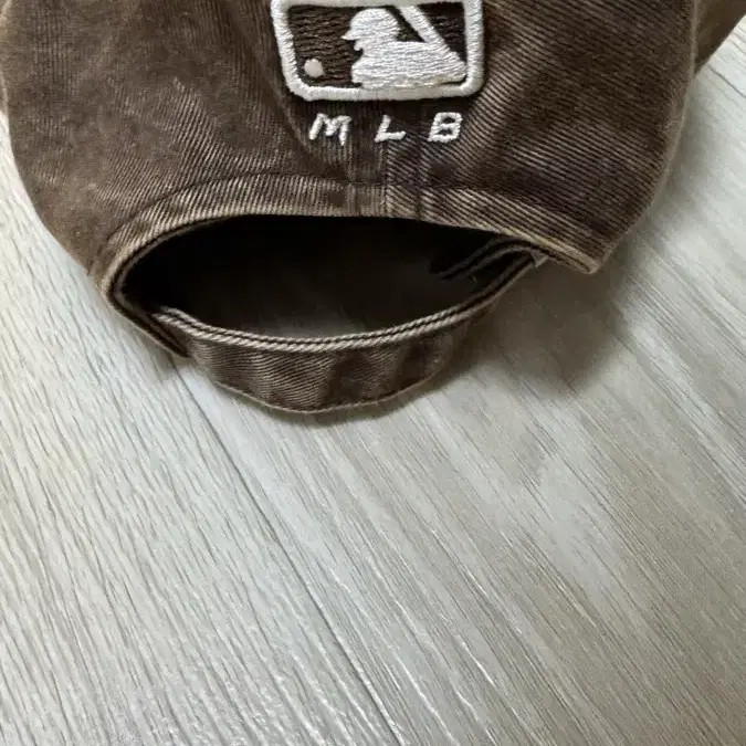 MLB 엠엘비 볼캡 NY 브라운