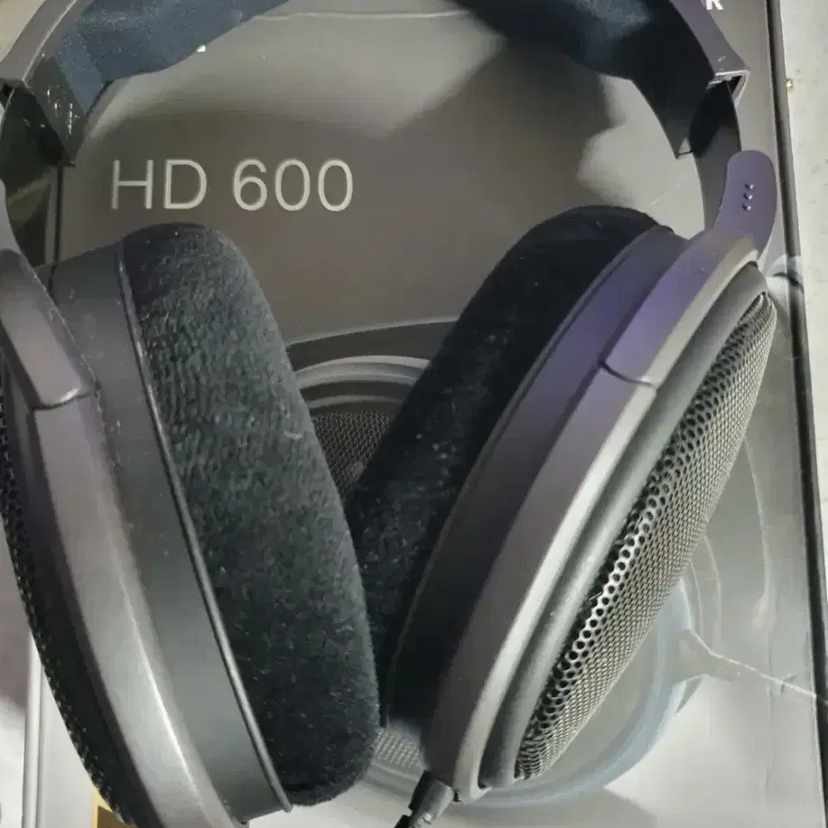 Hd600 풀박스 거의 새거 판매