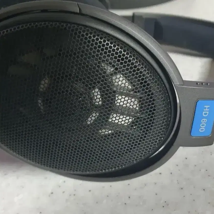 Hd600 풀박스 거의 새거 판매