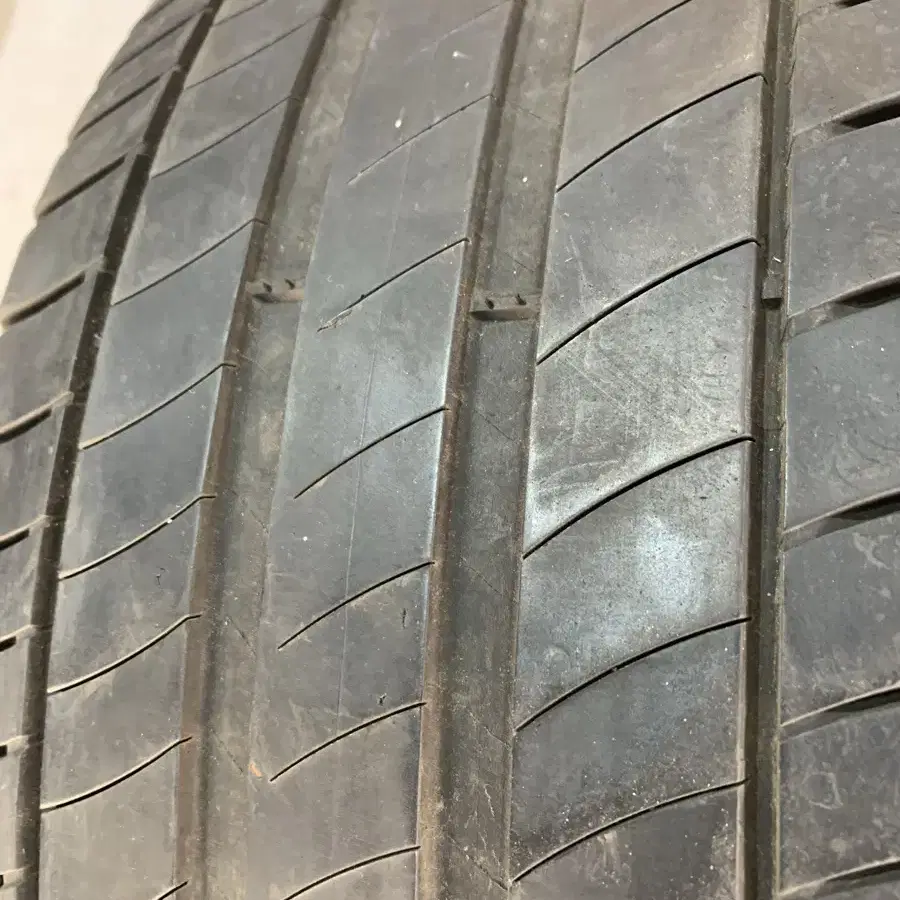 245/45R18 중고T