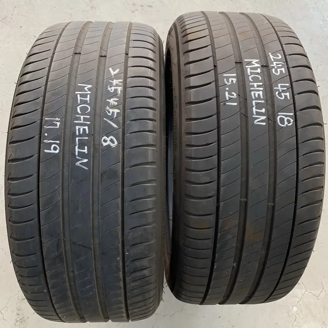 245/45R18 중고T