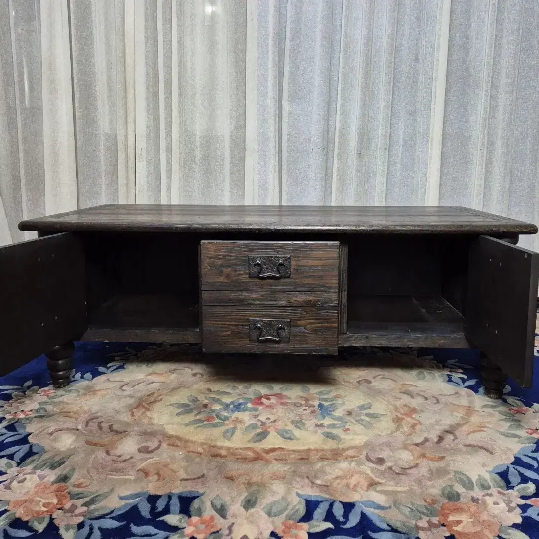 Pottery Barn  ArtDeco Coffee Table 소파테이블