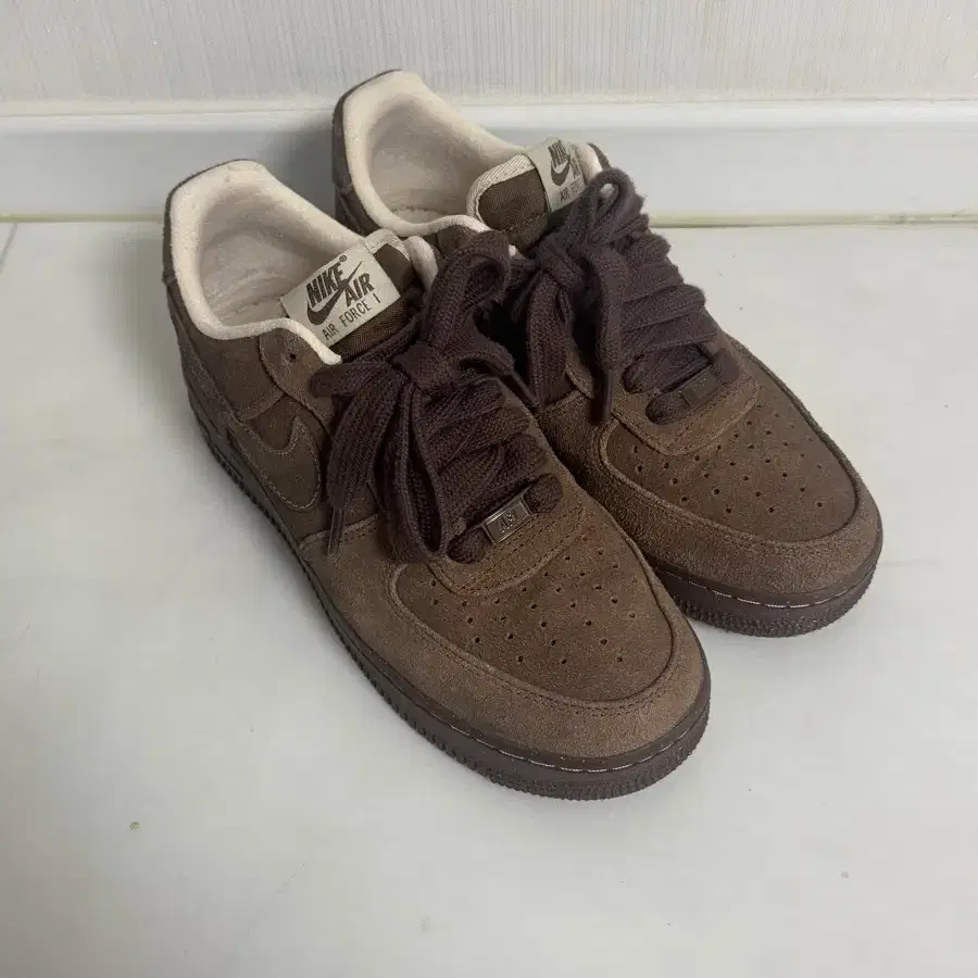 Nike Air Force 1 '07 cacao wow