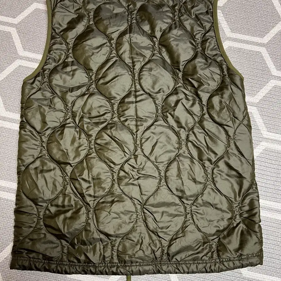 nonnative 논네이티브 TOURIST PUFF VEST