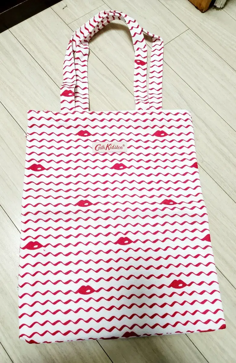 New product) CASSIDYSON bag