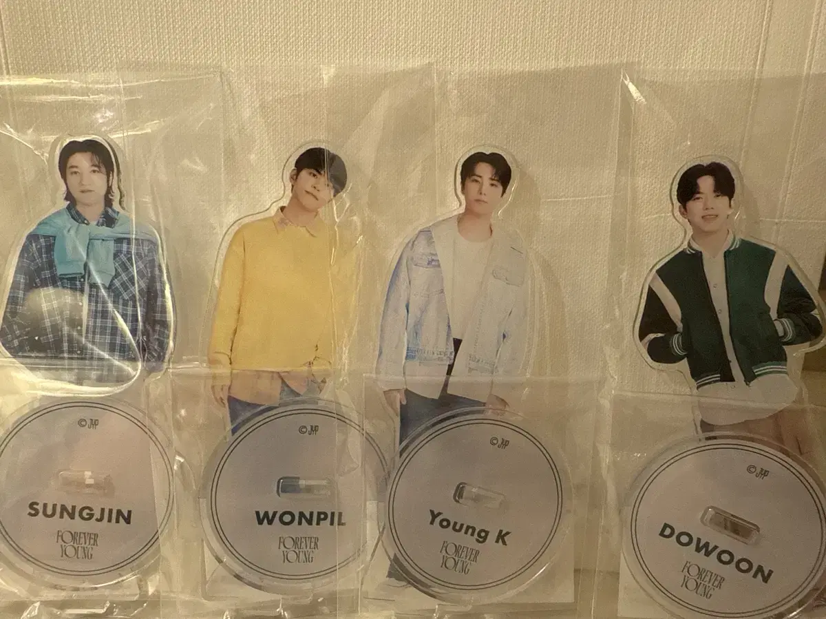 Day 6 Japan Concert md md acrylic stand WTS