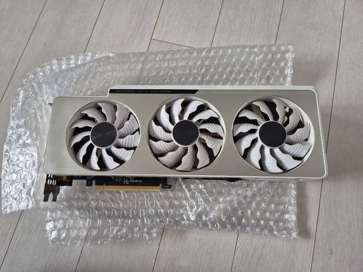 기가바이트 RTX3080 TI  팝니다