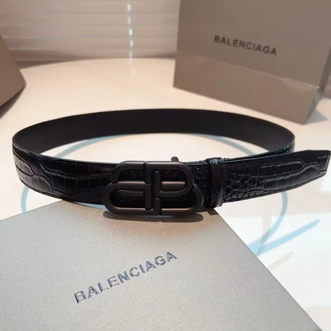 Balenciaga남성 리얼 가죽 벨트 너비 3.5cm