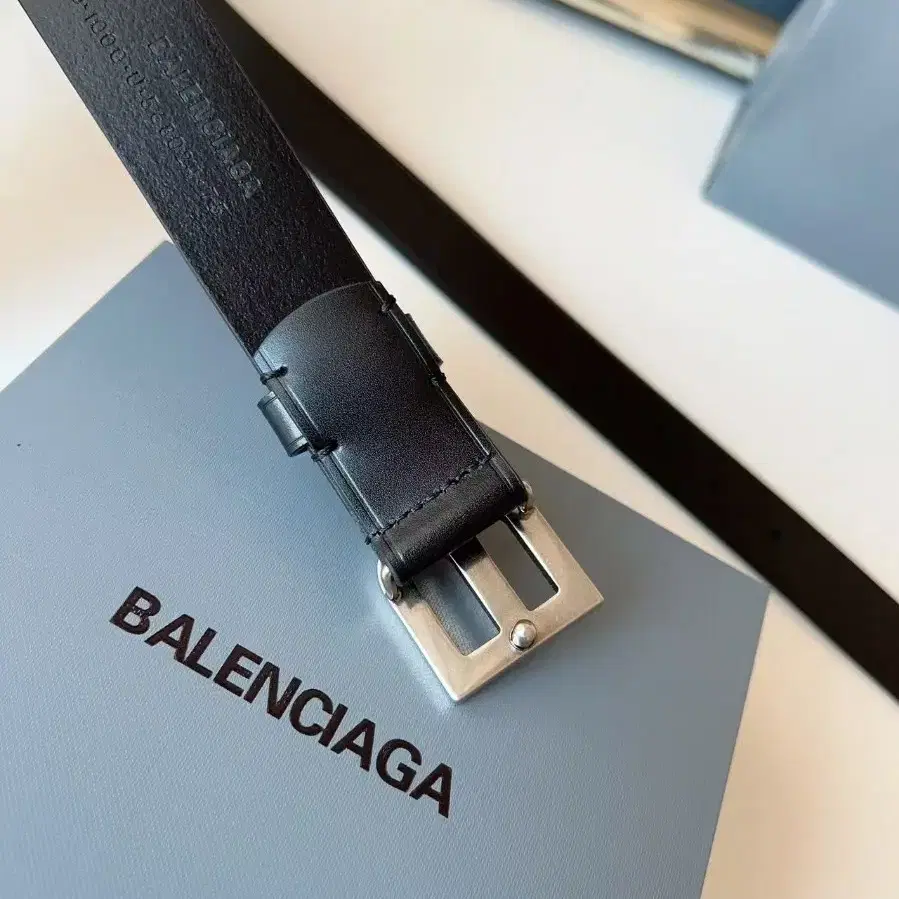 Balenciaga남성 리얼 가죽 벨트 너비 3.0cm