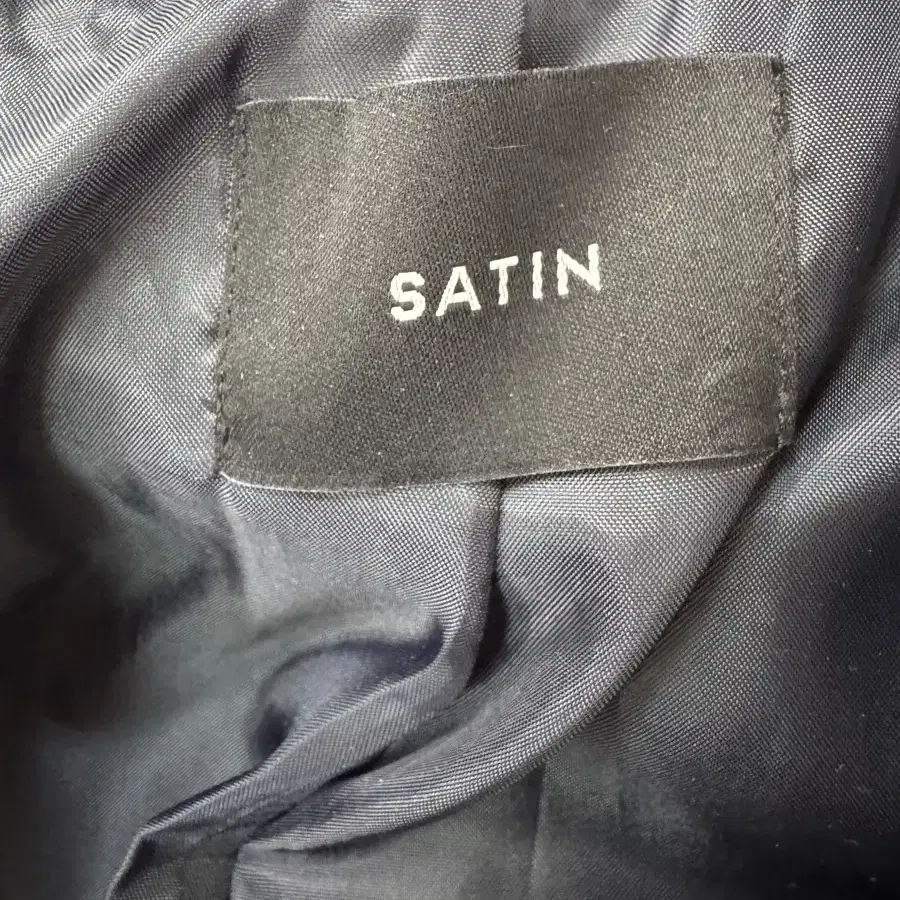 샤틴 satin 클래식 네이비 울 코트