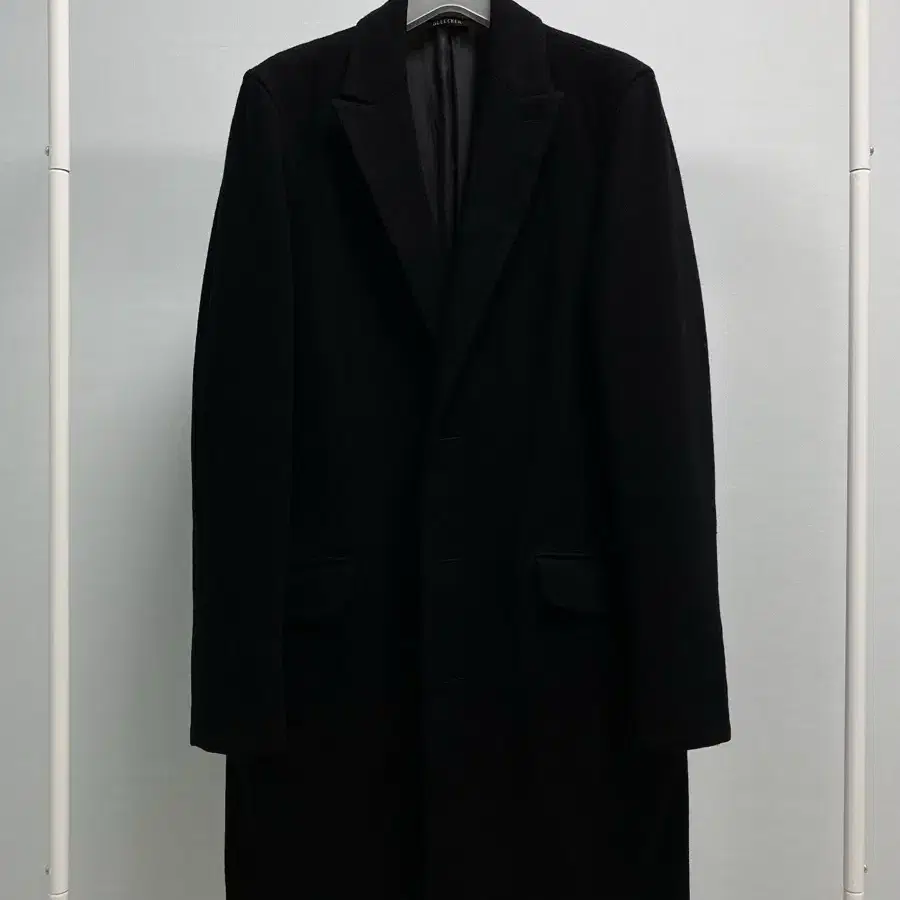 HELMUT LANG CHESTER FIELD COAT