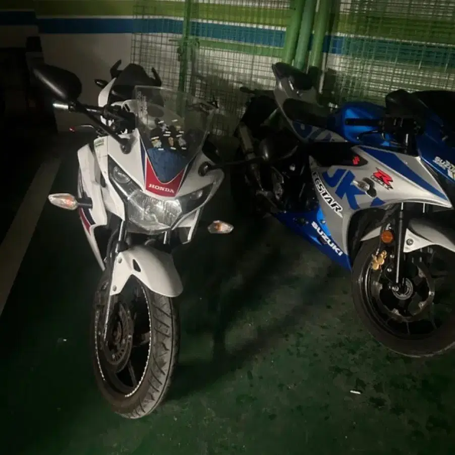 Cbr125 gsxr r125 스쿠터 대차하실분