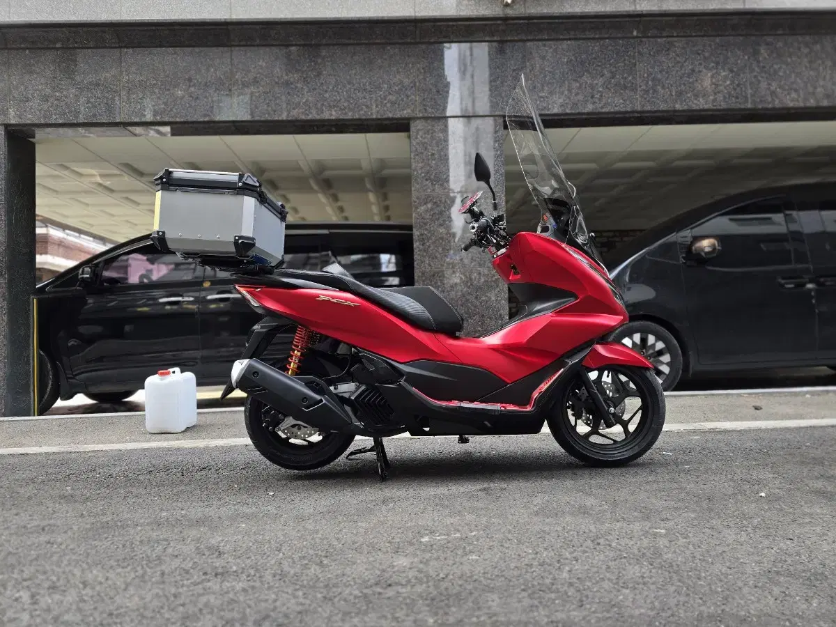 2023년식 혼다 PCX125 ABS 맷레드 S급상태! 옵션차량! 판매