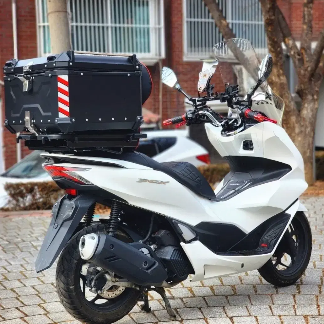 22년식 PCX125 ABS 배달세팅 S급 팝니다.