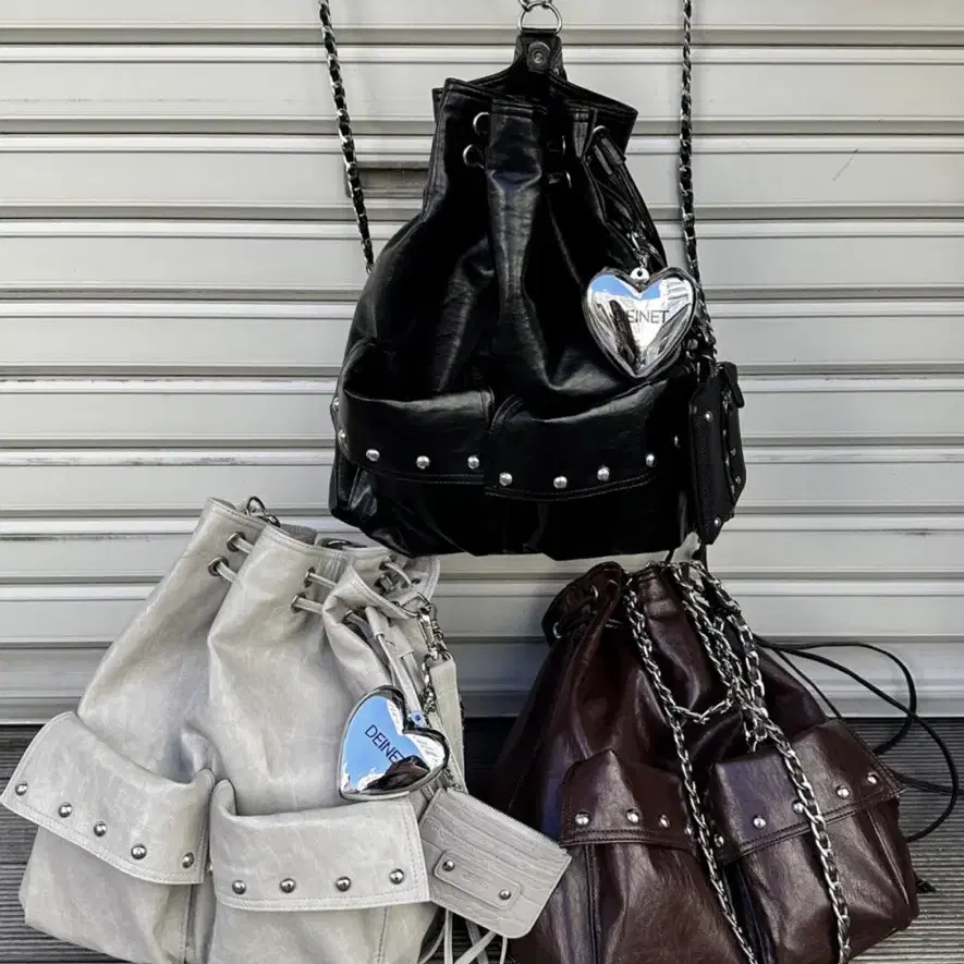 다이닛 5-WAY STUD POCKET MULTI BAG 멀티백