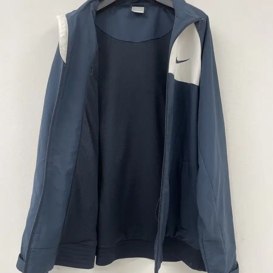 NIKE 남성 스우시 로고 바람막이 L 100