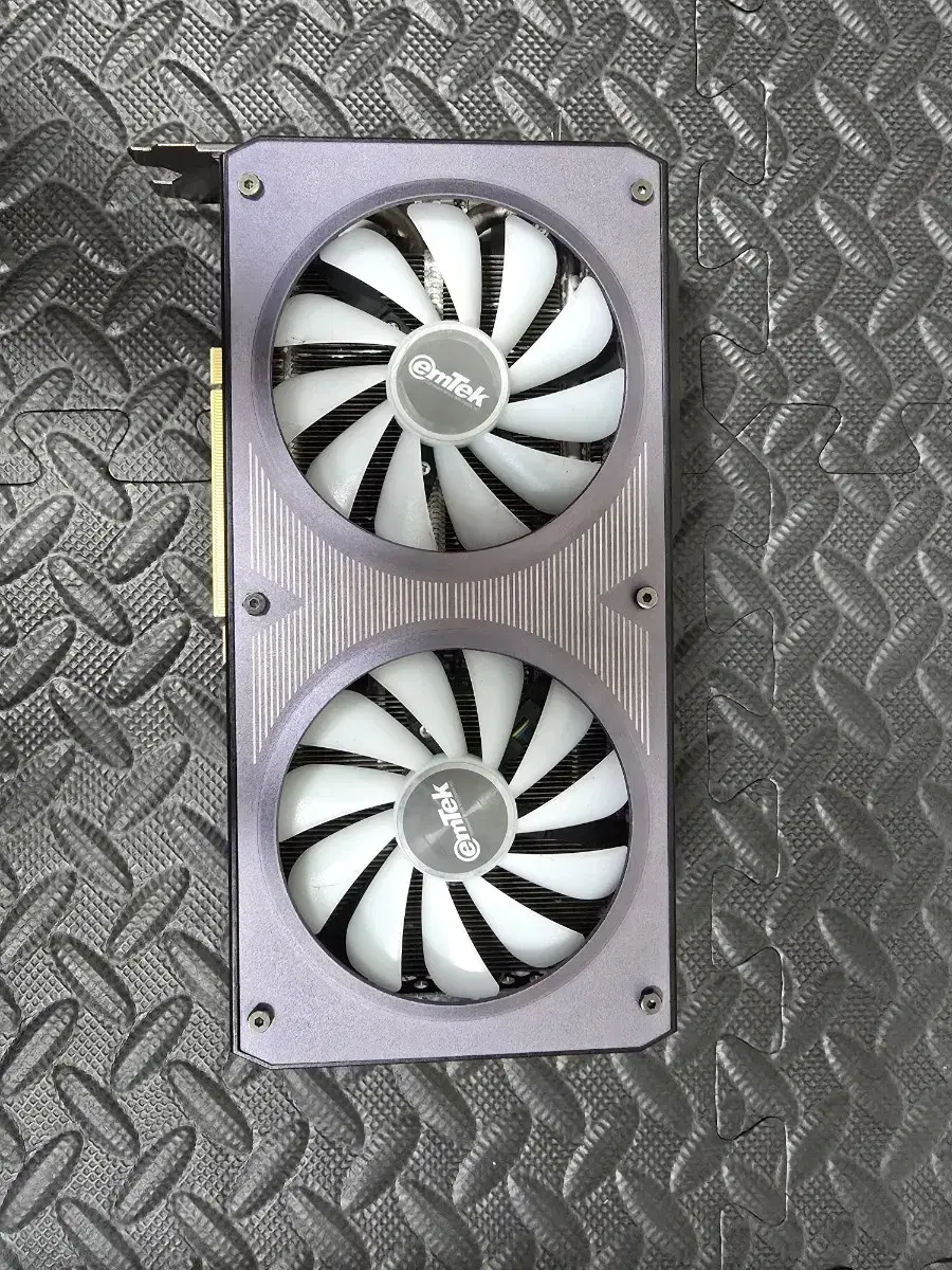 (안산/시흥)EMTEK RTX 3070 그래픽카드