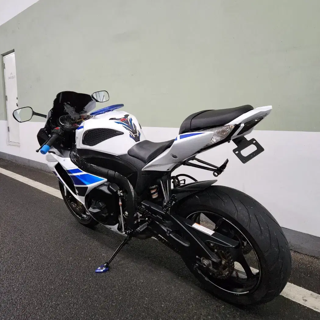 2014년식 스즈키 GSX-R1000 상태A급 판매합니다.