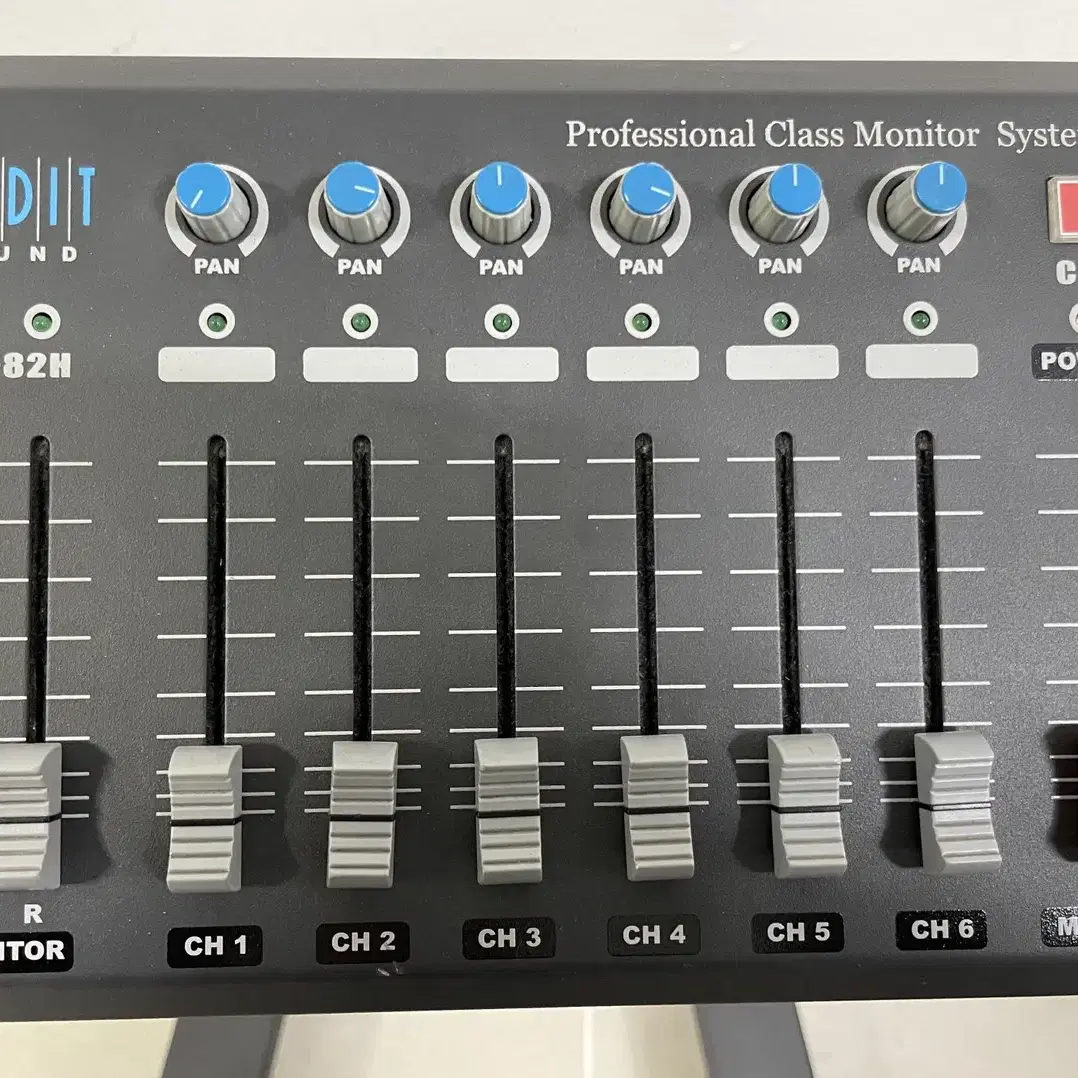 Credit Sound CS-82H 헤드폰 모니터 시스템 큐박스