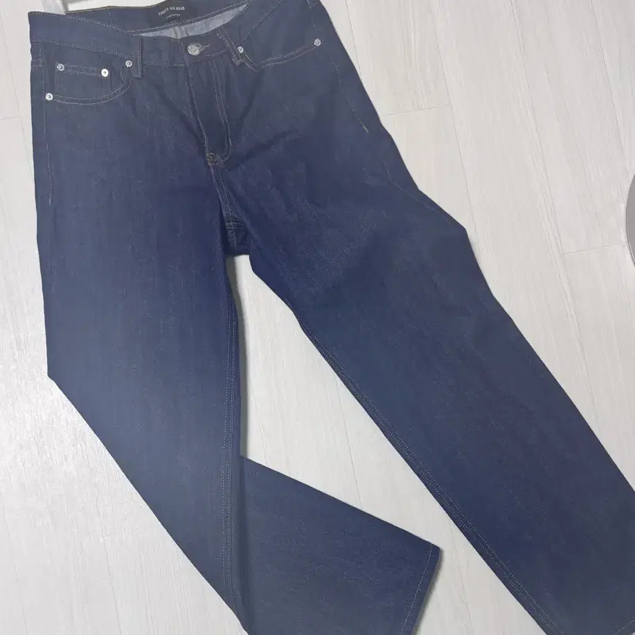 무신사 청바지 86로드 사이즈 30 INDIGO RAW SEMI WIDE