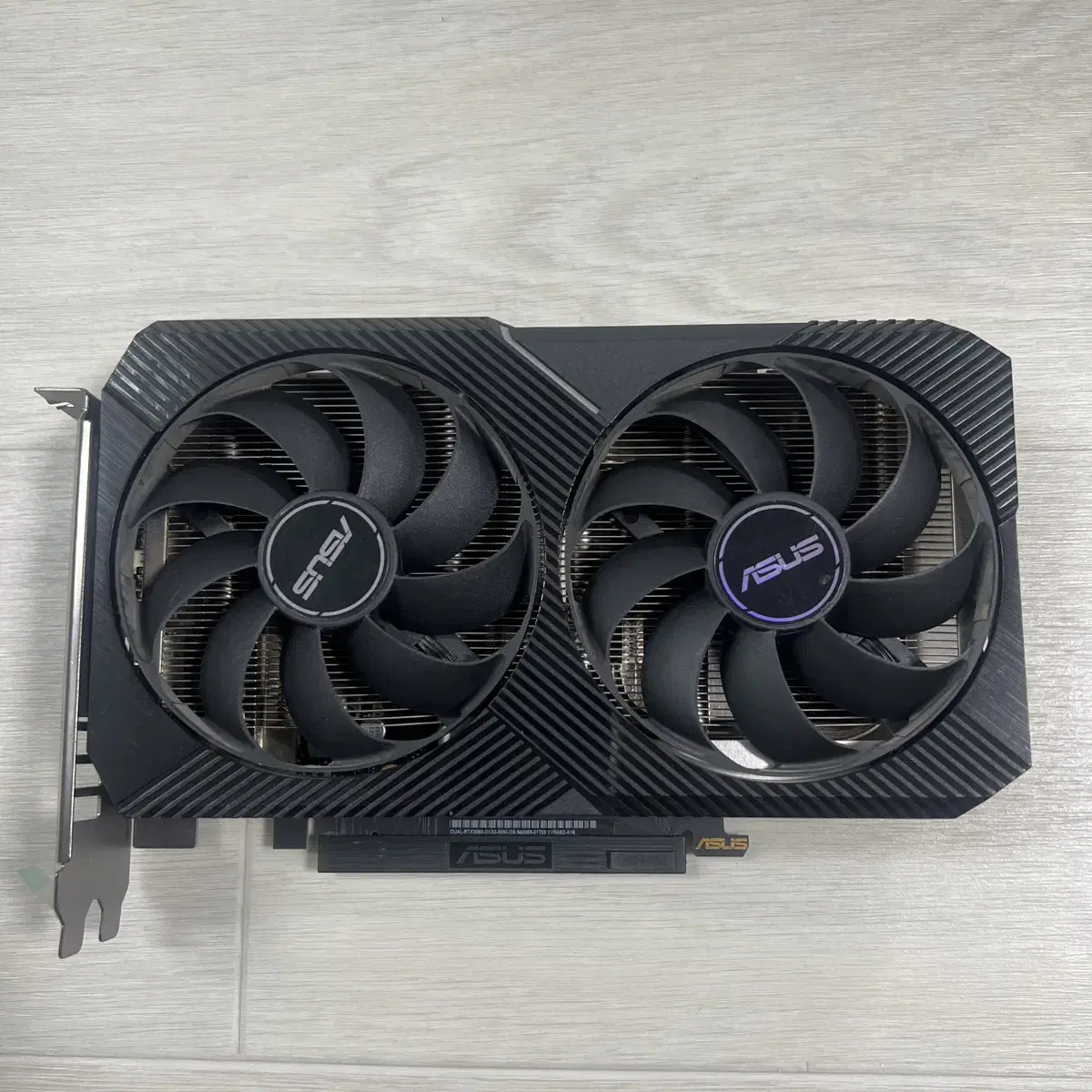 ASUS RTX 3060 O12G V2 그래픽카드