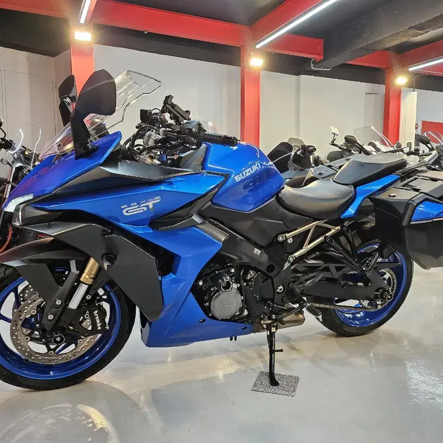 스즈키 GSX-S1000GT 23년식 판매합니다