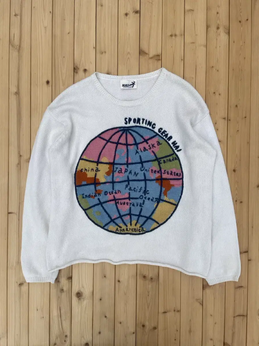 Isemiyake earth Globe Kint J00819