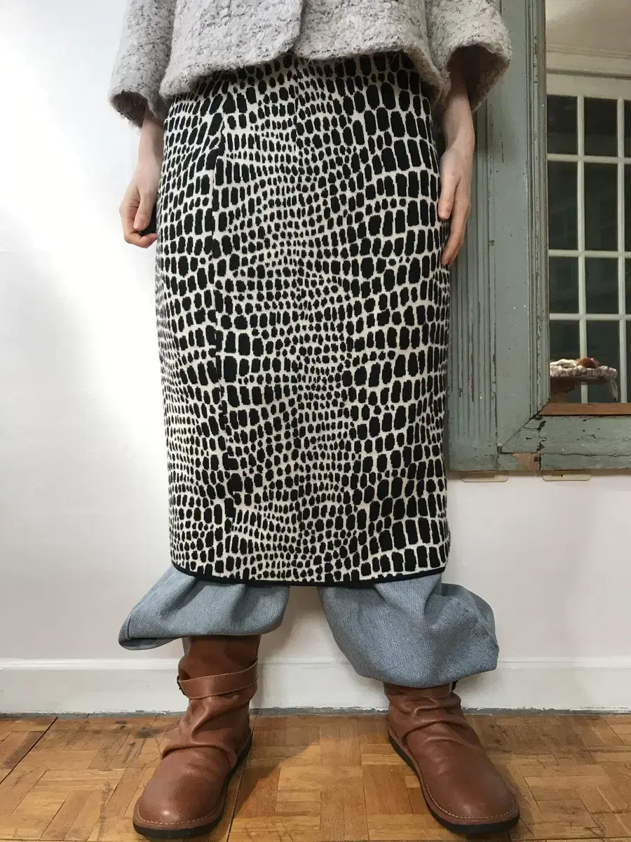 vintage pattern knit skirt