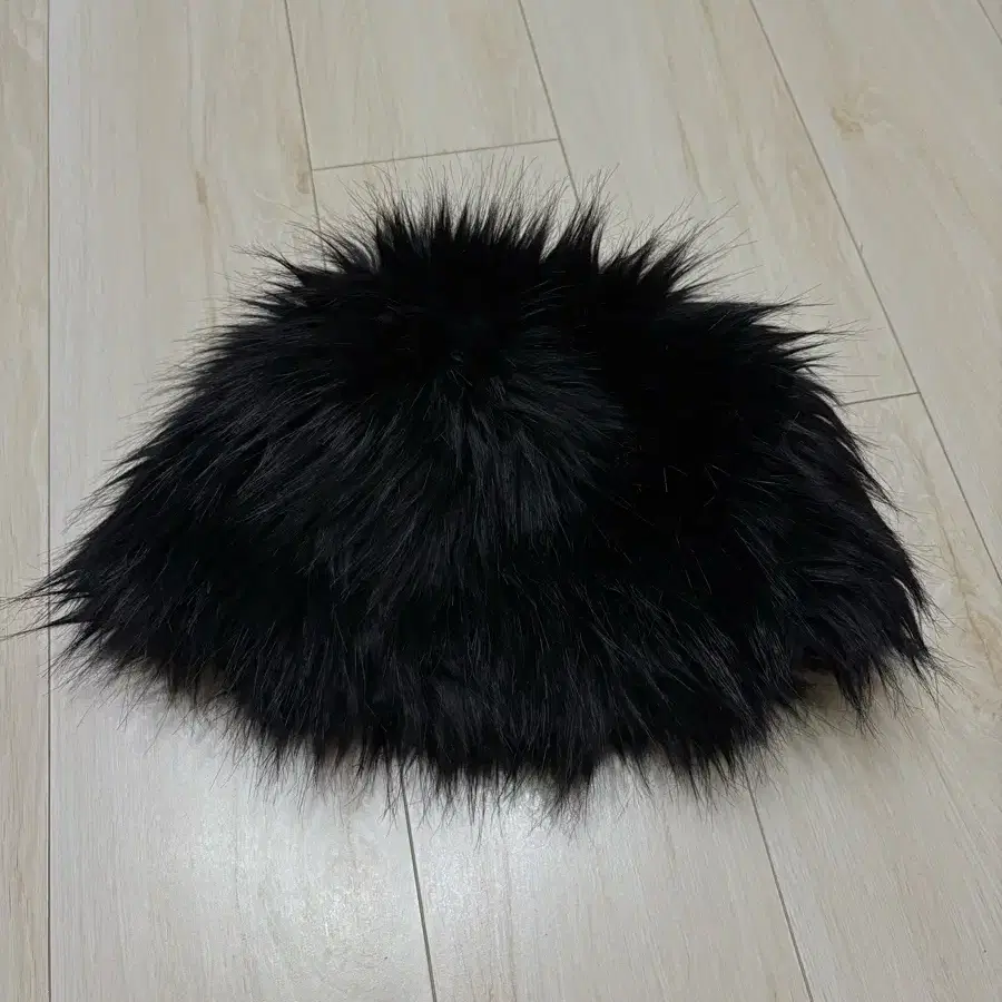 COLOCYNTH POIU FUR BUCKET HAT BLACK