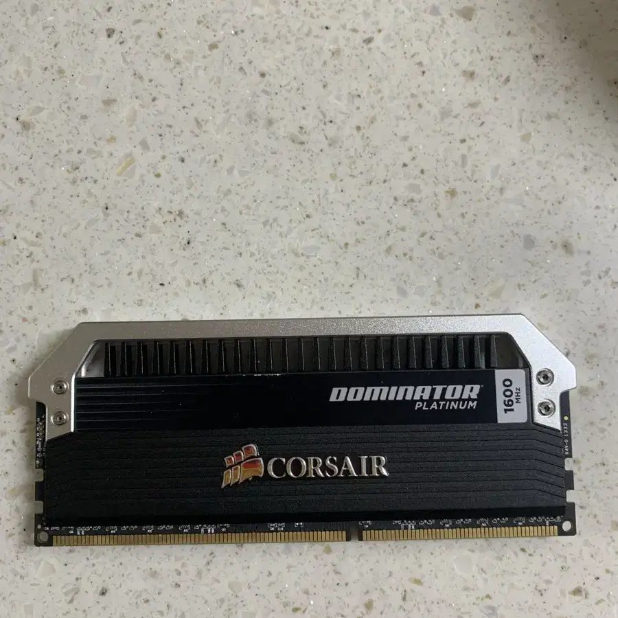 CORSAIR 커세어 메모리 DDR3 8G