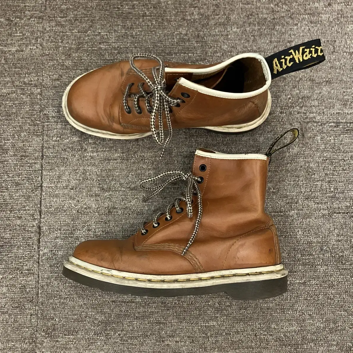 (245) Dr.Martens 닥터마틴 1460 8홀 워커