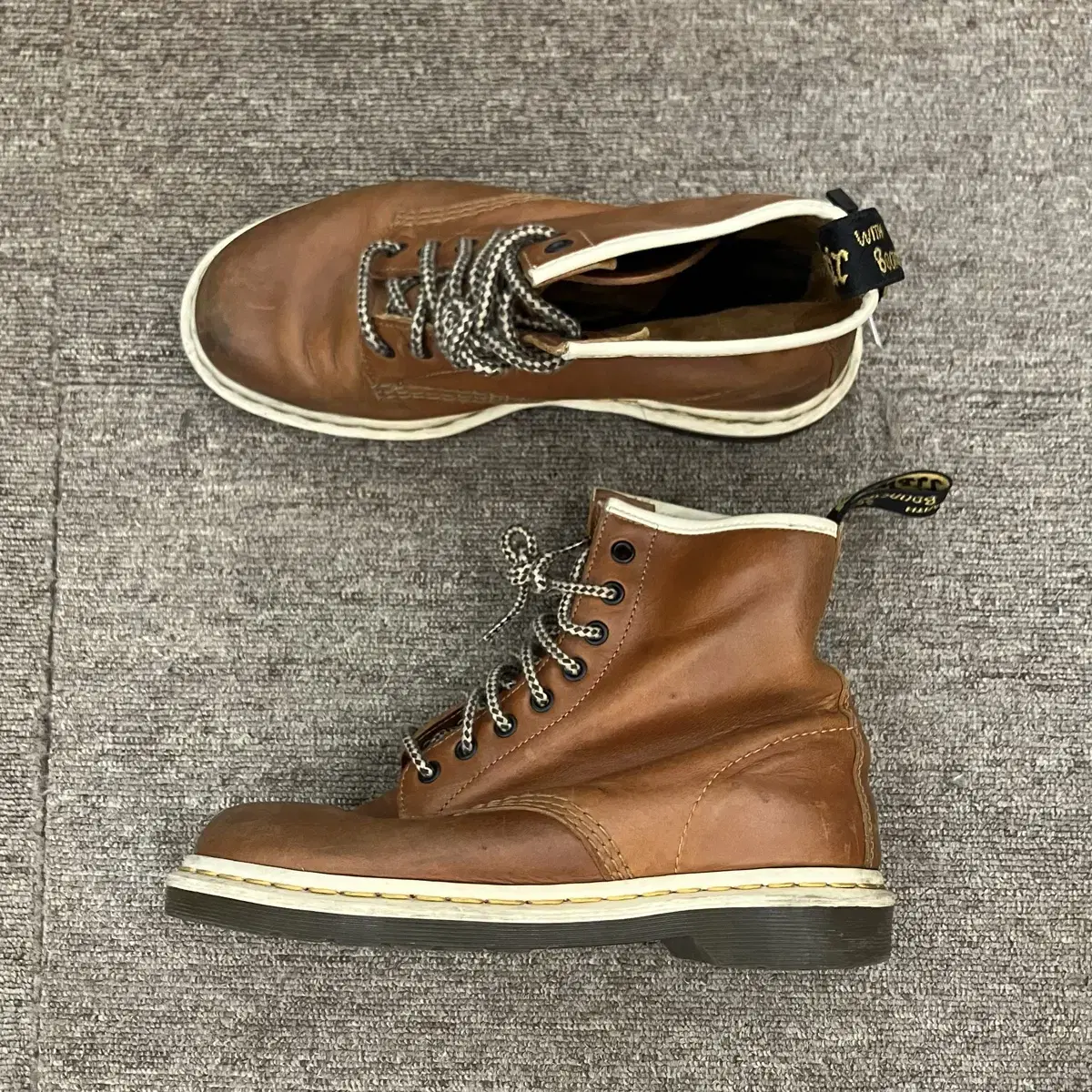 (255) Dr.Martens 닥터마틴 1460 8홀 워커