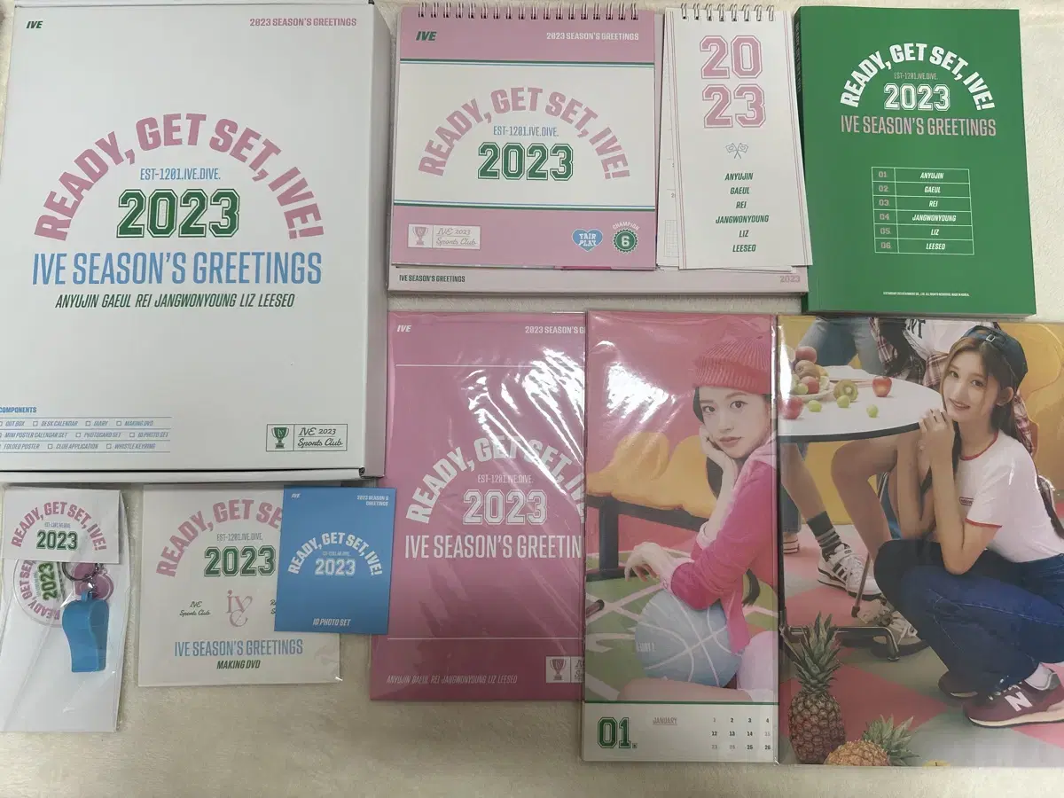 아이브 2023,2024 시그 팔아요!!