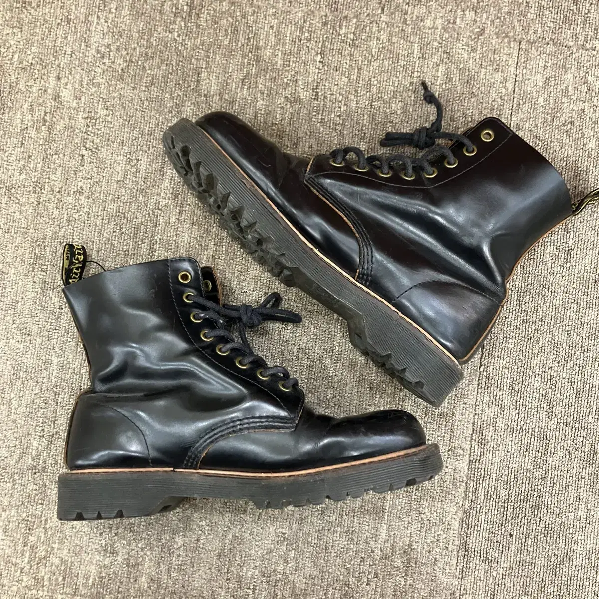 (255) Dr.Martens 닥터마틴 파스칼 8홀 워커