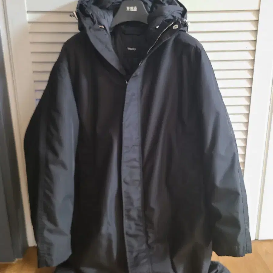 띠어리 아노락 패딩 다운(Versa Nylon Alvin Anorak)