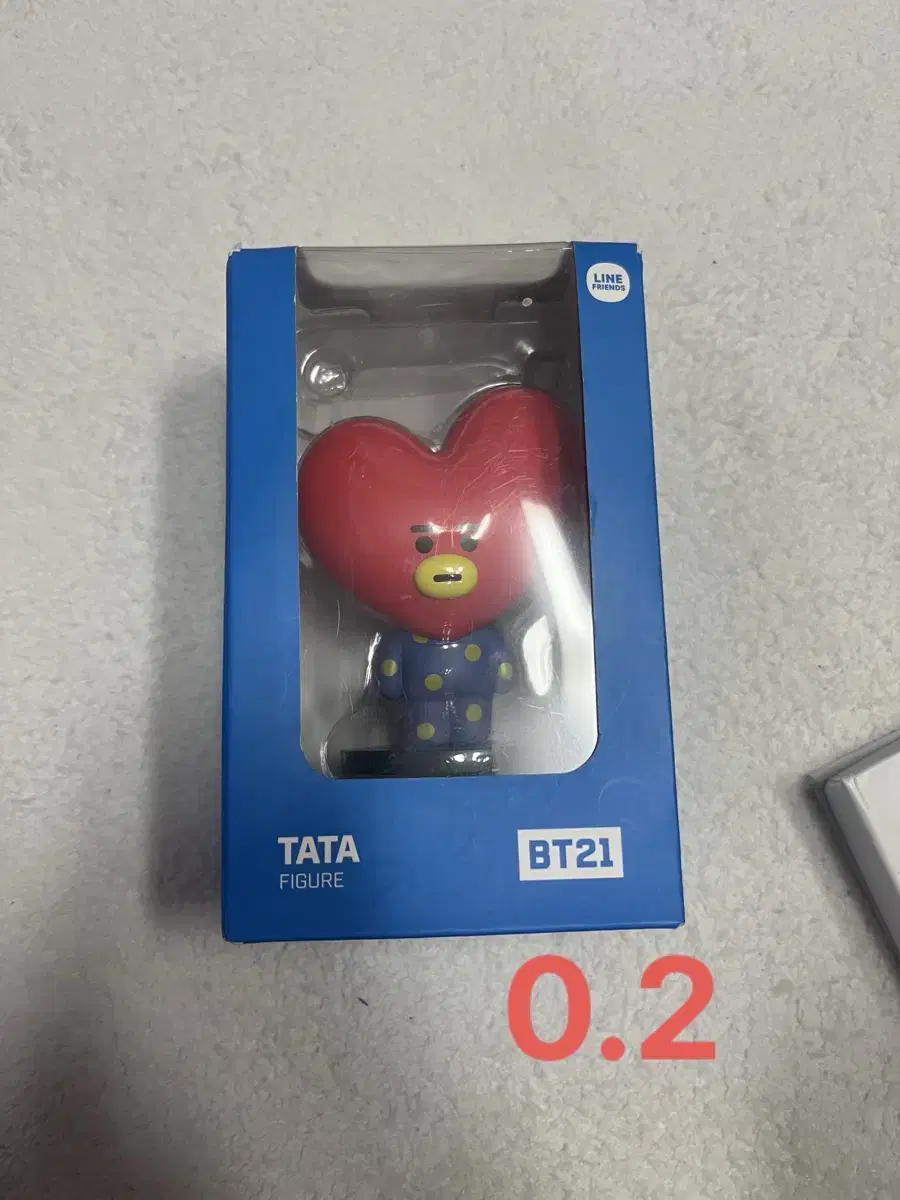 BT21 타타 태형 피규어