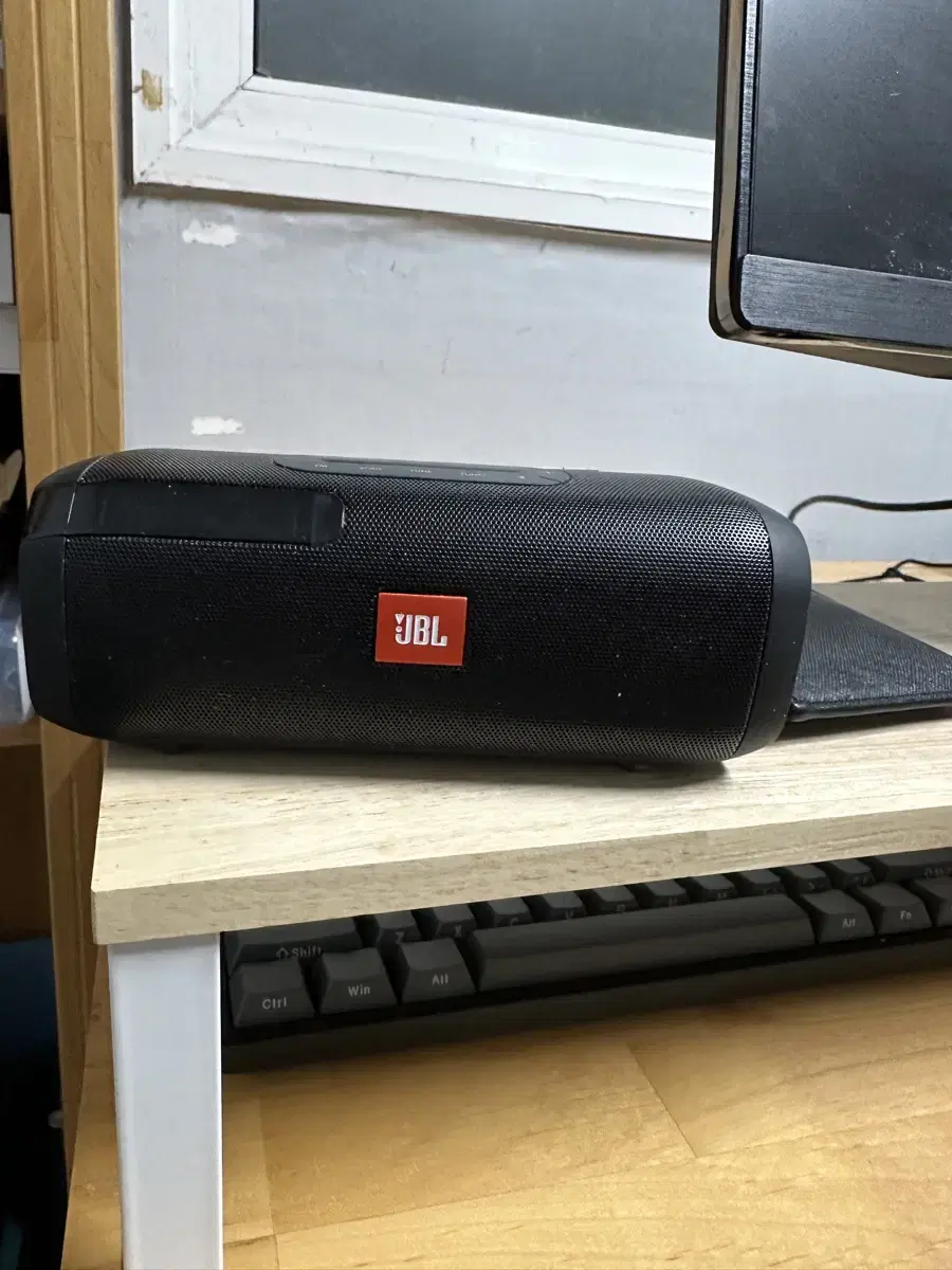 JBL FM