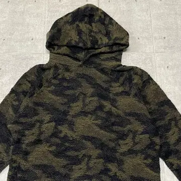 새상품급 KIIT 후드 니트 니트 스웨터 울 자카드 카모플라쥬 키티