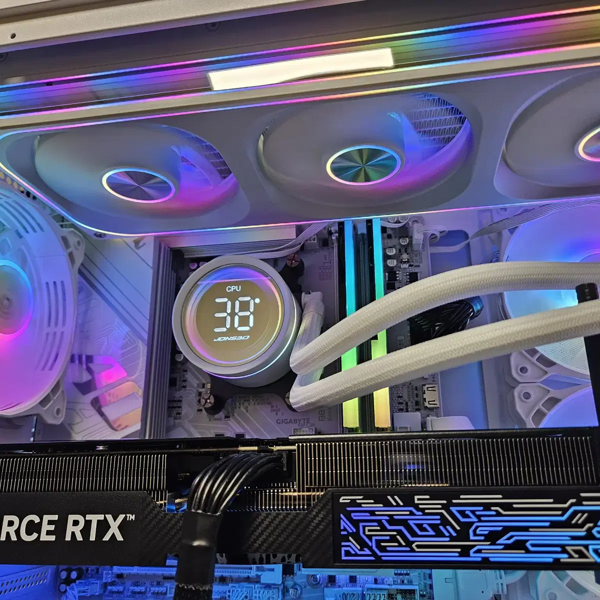 9800x3d,  b850m wifi, rtx5080 본체 (신품)