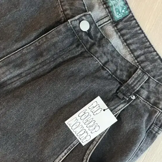 (가격내림)더콜디스트모먼트 바지 M (TCM canton denim