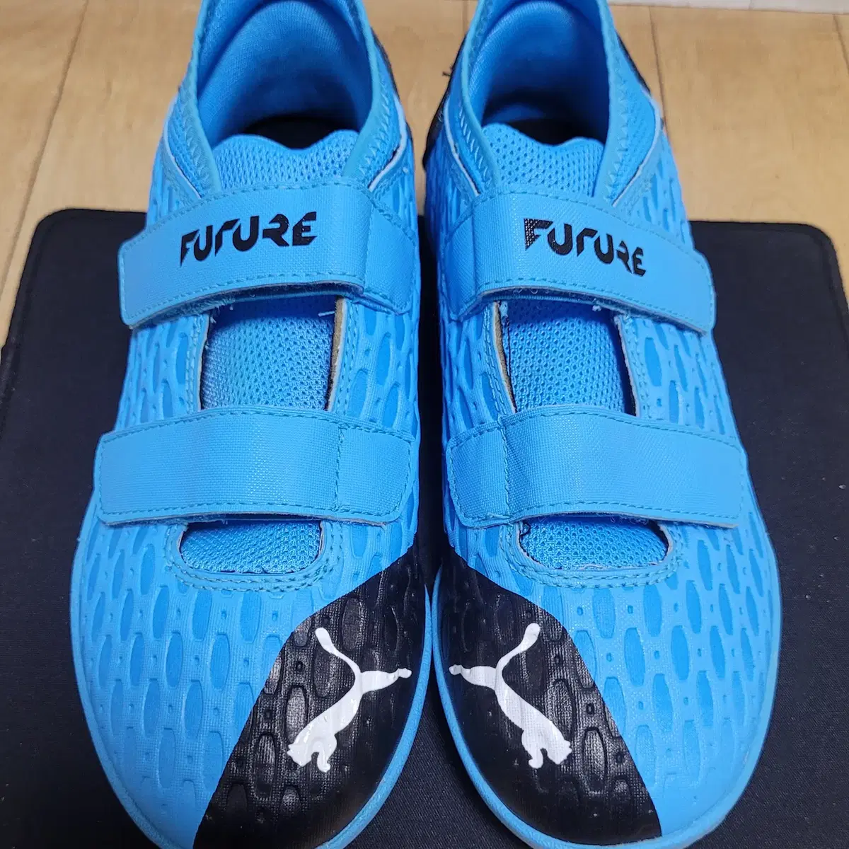 푸마 PUMA 아동 풋살화 축구화 퓨처 5.4 TT V 220 사이즈