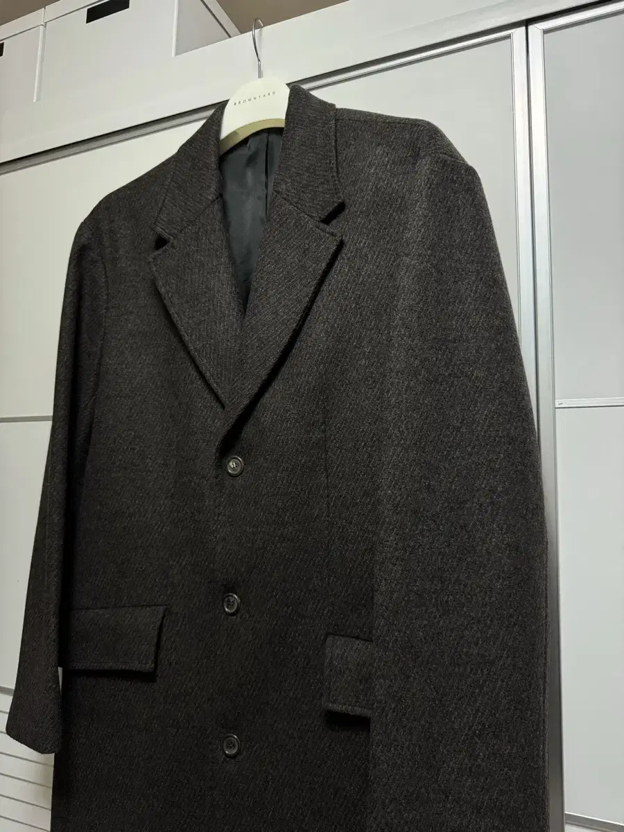 유스 21fw 체스터필드 브라운 m
